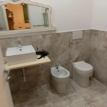 Pensionat John's House 3*