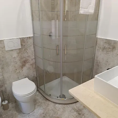 Πανσιόν John's House Σαν Ρέμο